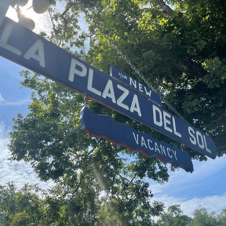 La Plaza Del Sol Motel Машпи Экстерьер фото